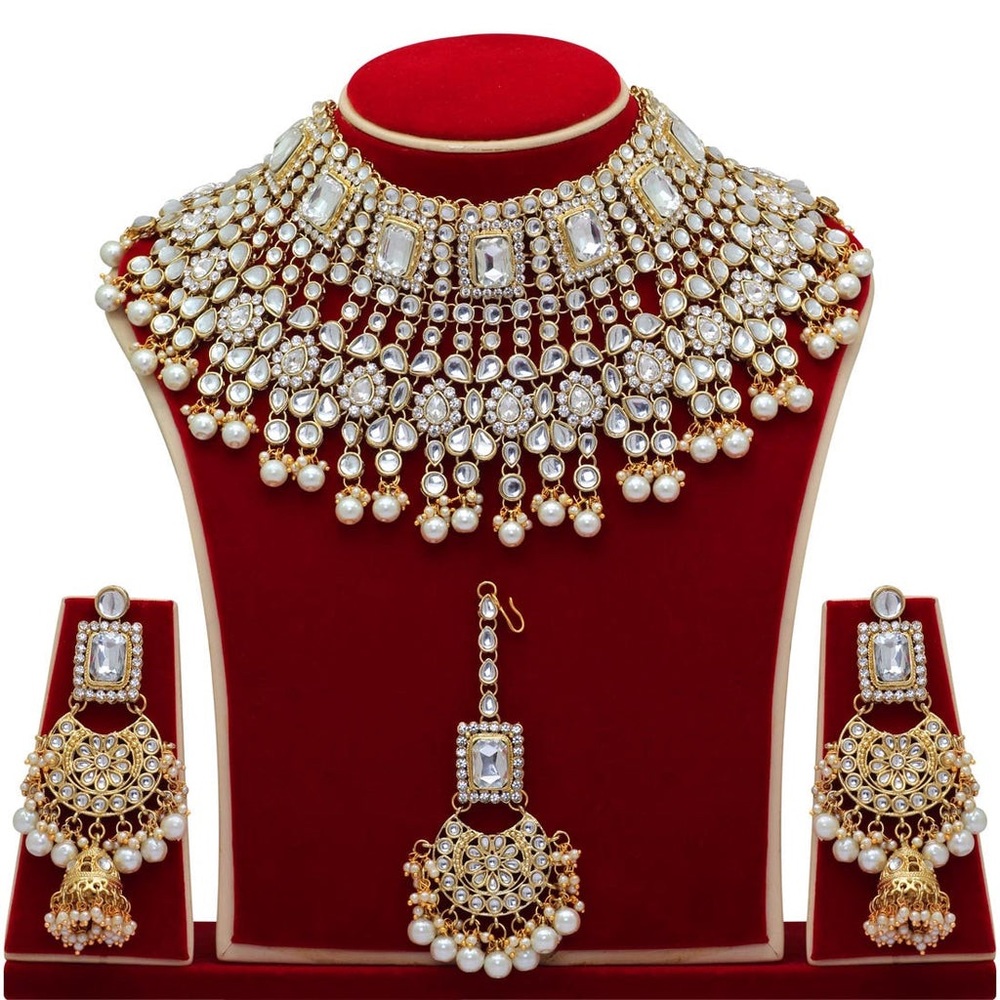 heavy  Kundan Necklace With Earrings & Maang Tikka